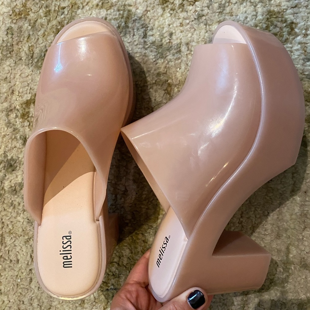 MELISSA- brand new light pink heeled mule